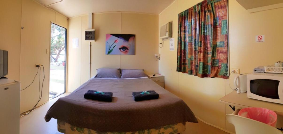 A1Cabins Otel Ceduna Dış mekan fotoğraf